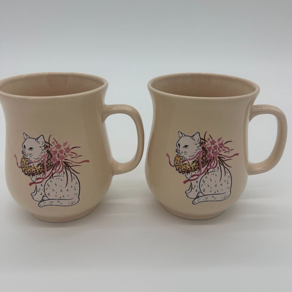 Vtg Lot (2)‎ CBK 1987 Cat Mugs Coffee Tea  Ceramic cups Kitty Floral Cute